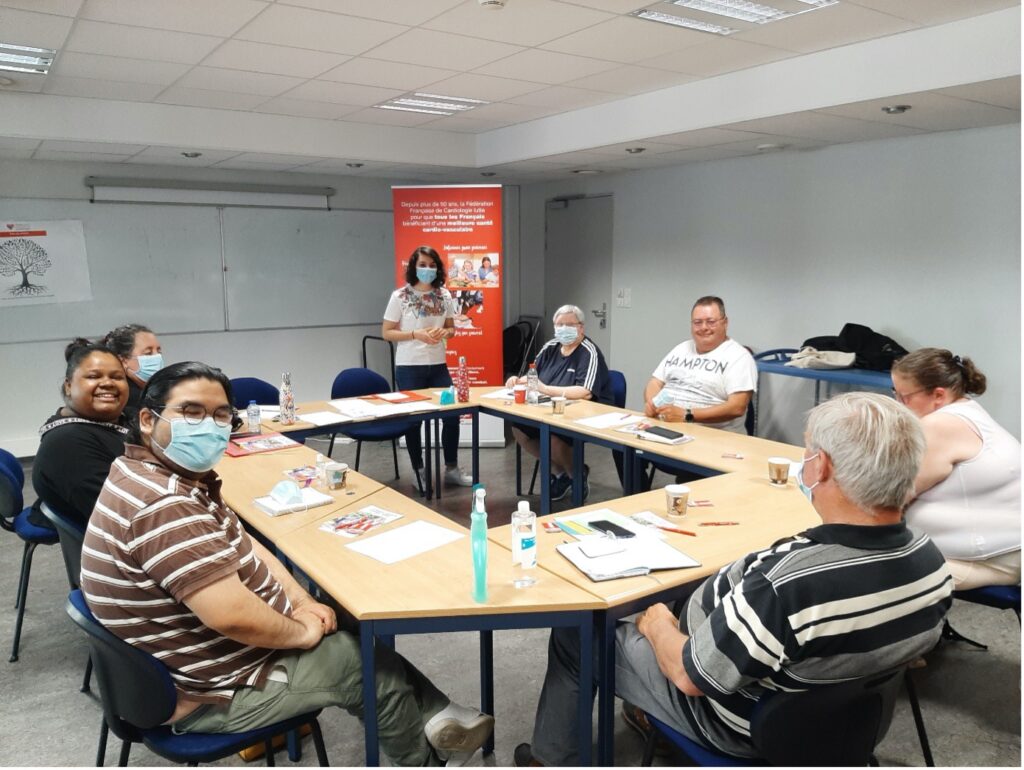 La Fédération Française de Cardiologie – Bretagne organise six rencontres pour co-construire des ateliers d’éducation à l’alimentation avec des participants mobilisés.